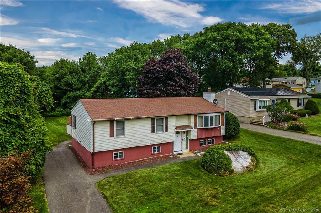 74 Deering Lane - Photo 1