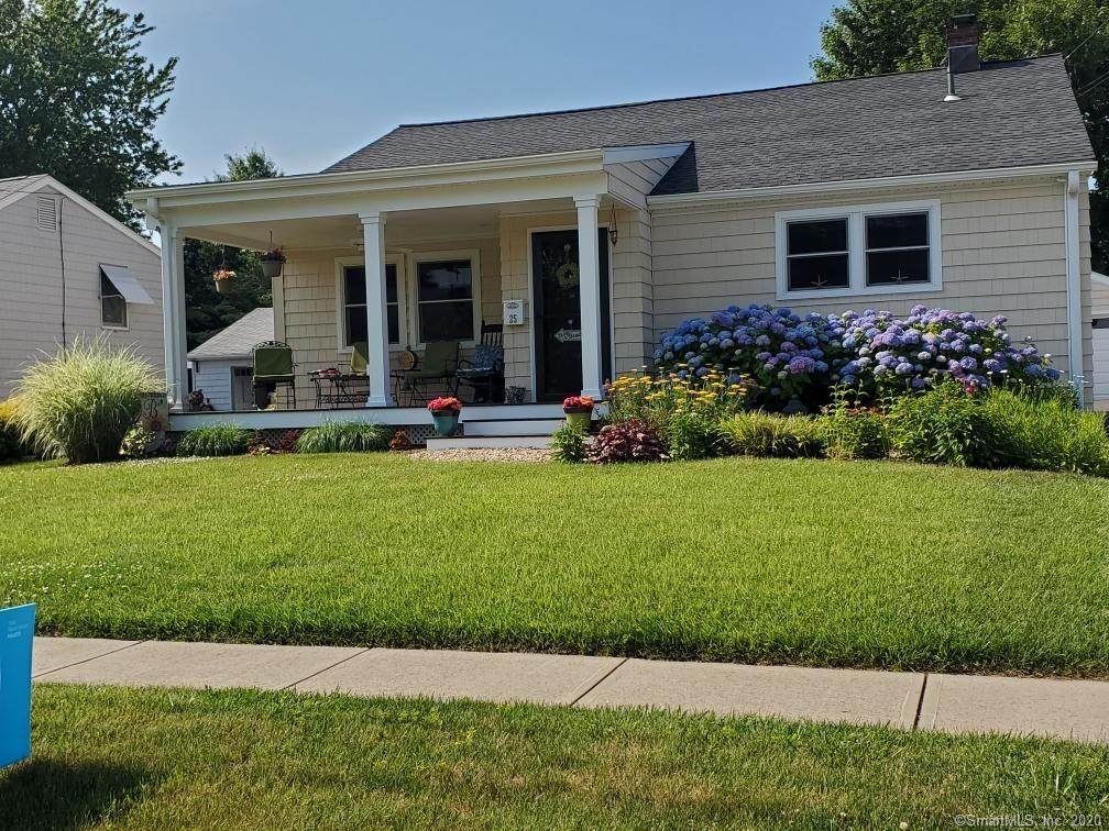 25 Maureen Street - Photo 1