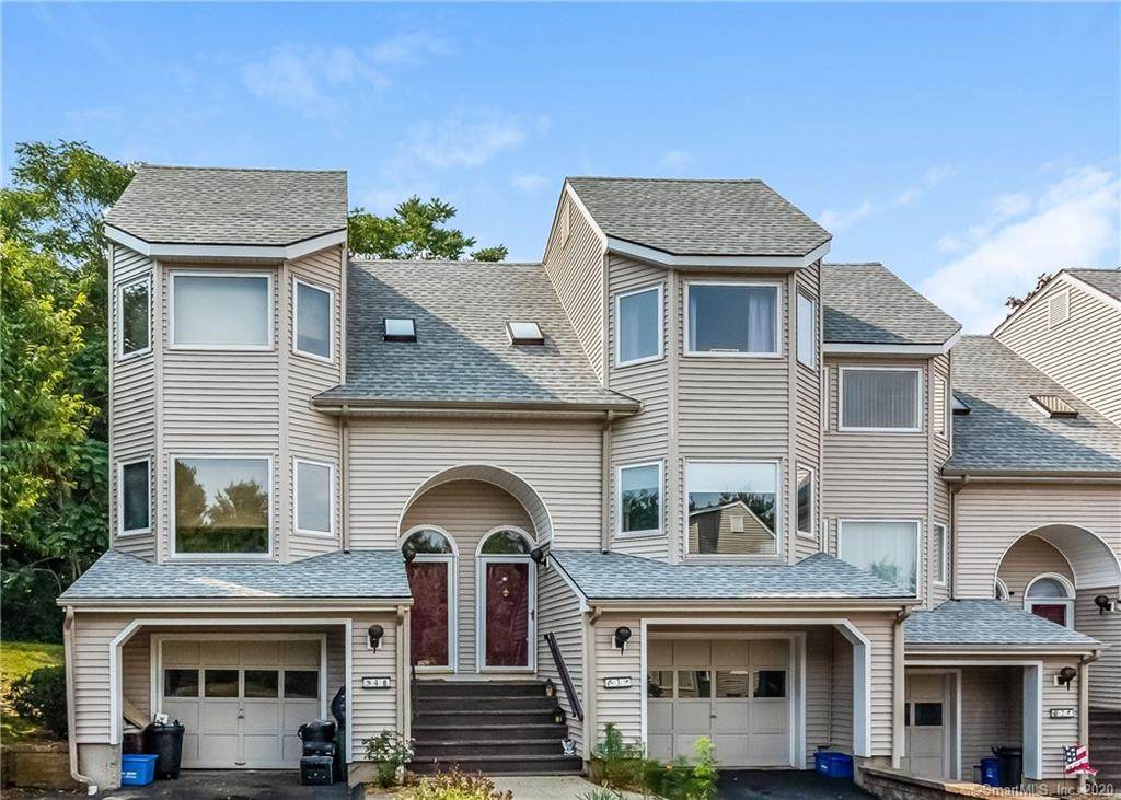 4 Lakeview Drive - Photo 1