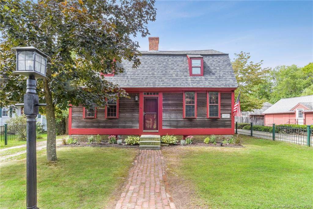 35 Main St (Old Mystic) - Photo 1