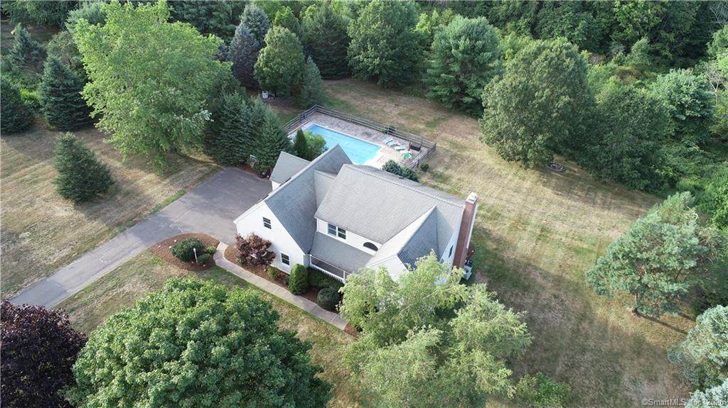 14 Meadowview Drive - Photo 1