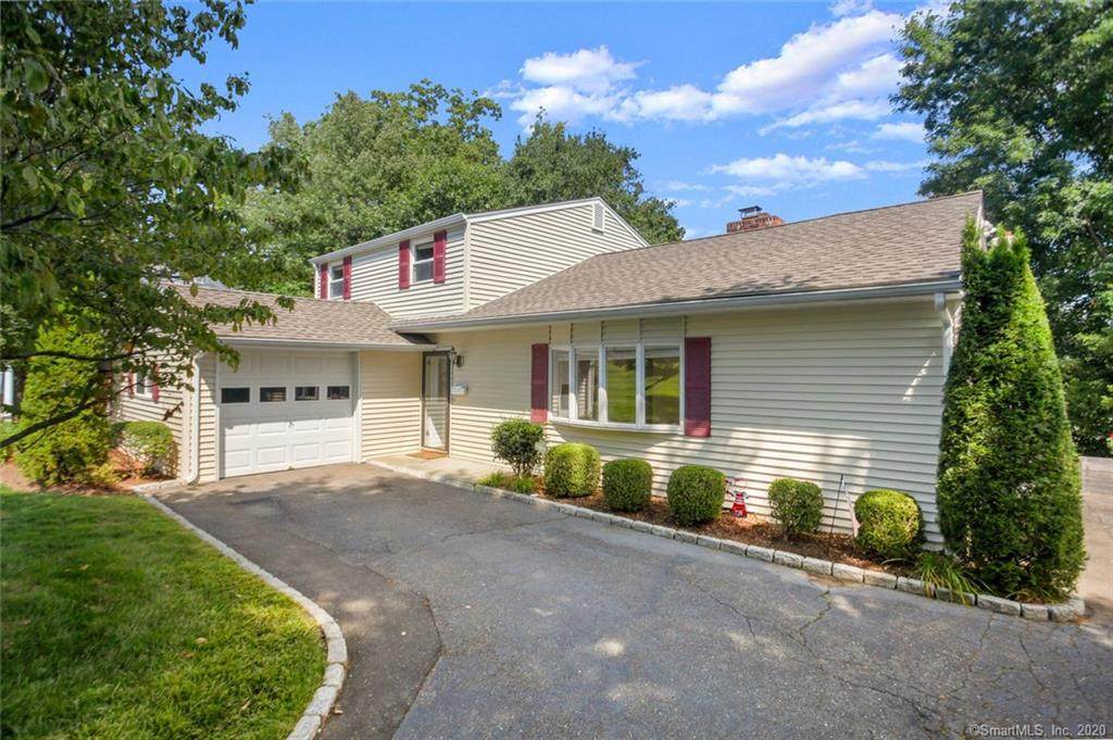 75 Hickory Way - Photo 1