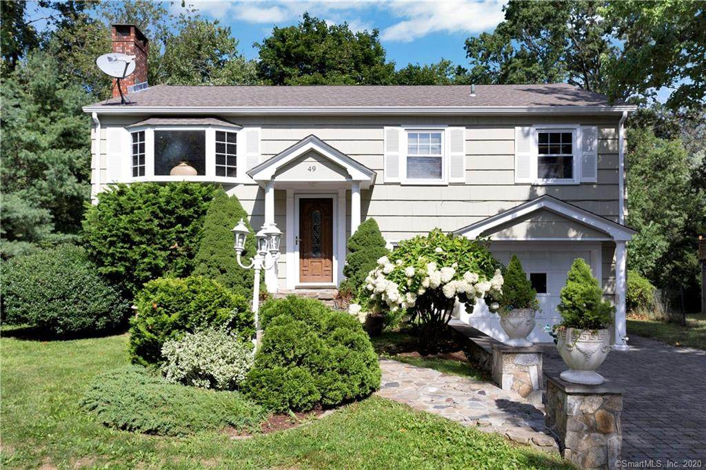 49 Olmstead Place - Photo 1