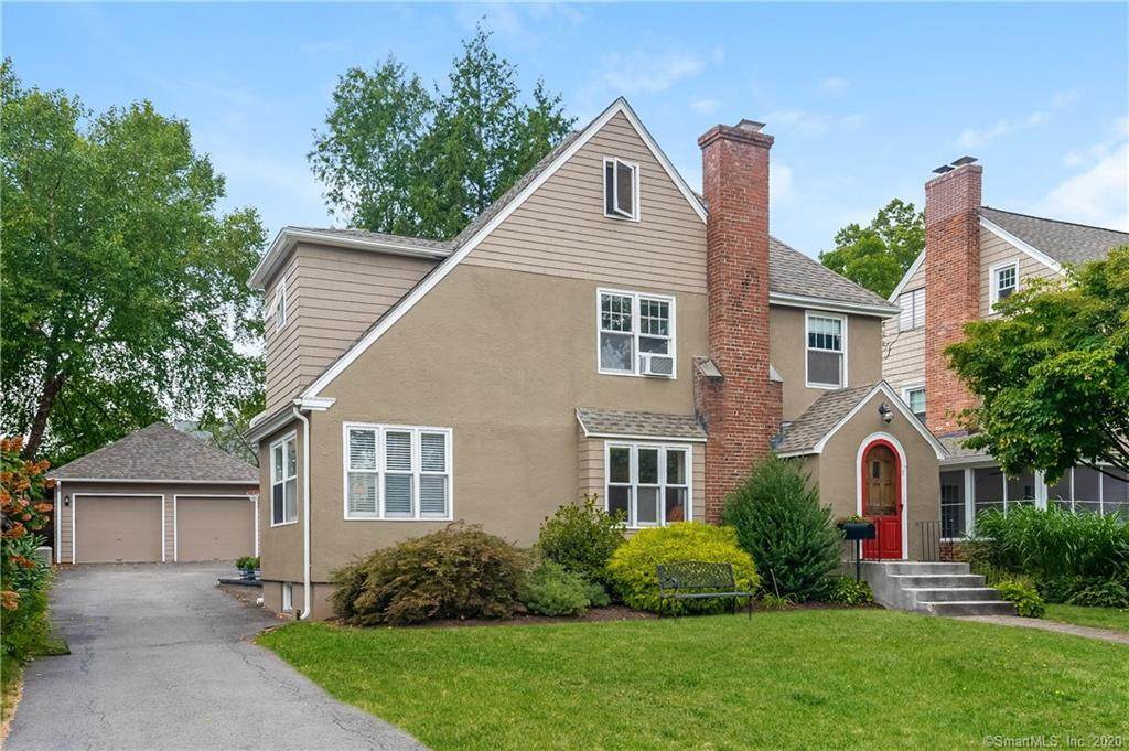 11 Linwold Drive - Photo 1