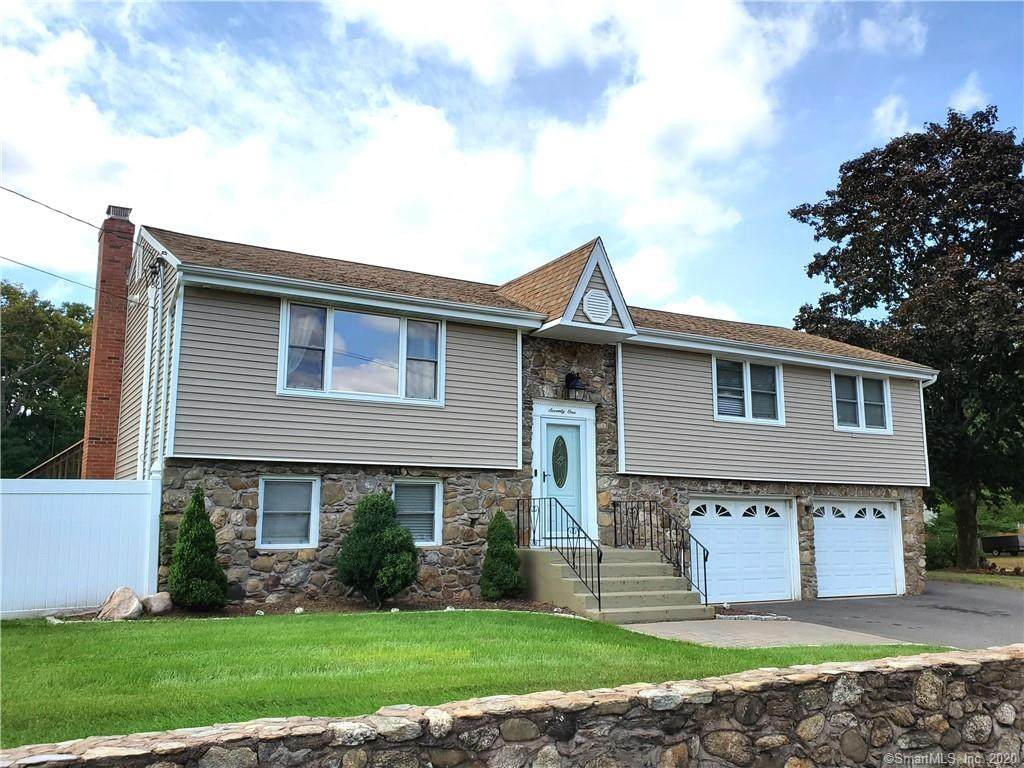 71 University Avenue - Photo 1