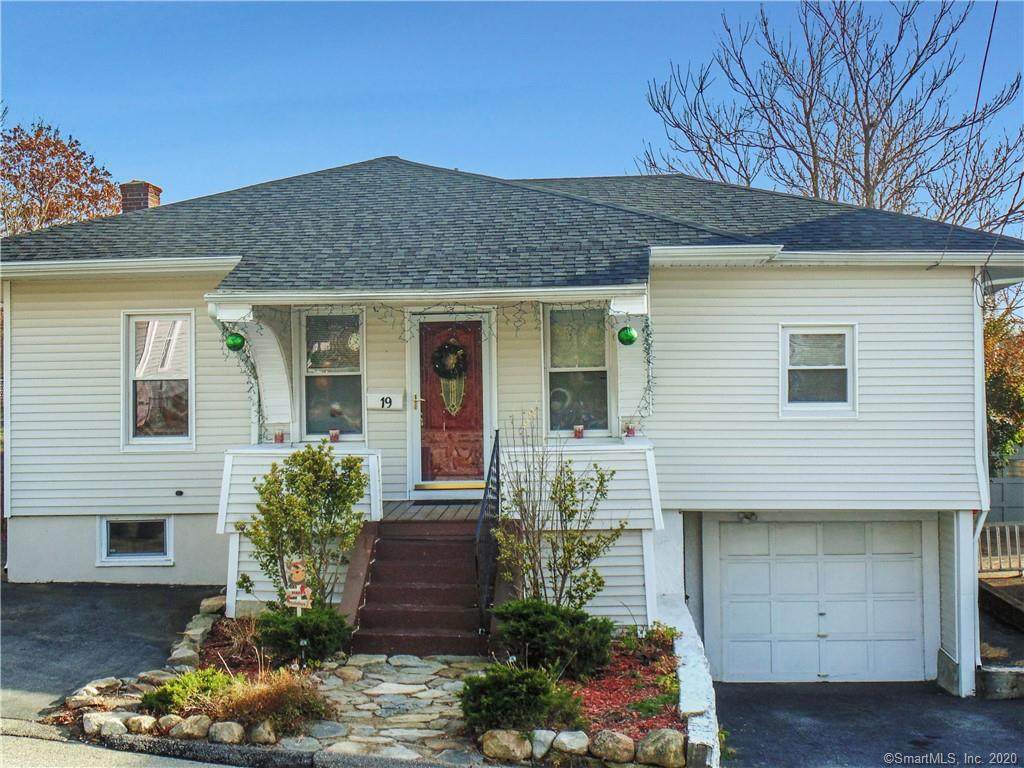19 Ledyard Avenue - Photo 1