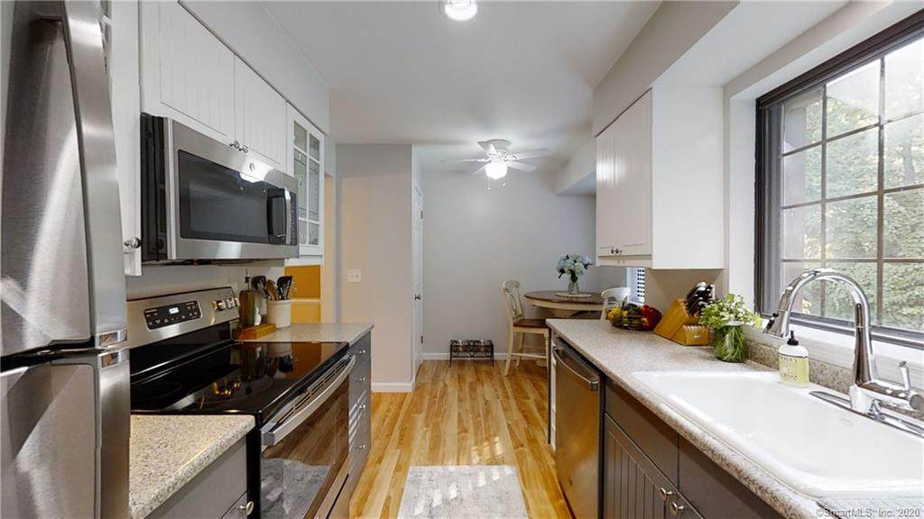 510 Swanson Crescent - Photo 1