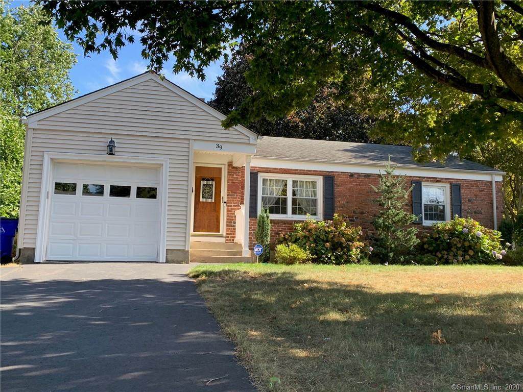 39 Rockledge Drive - Photo 1