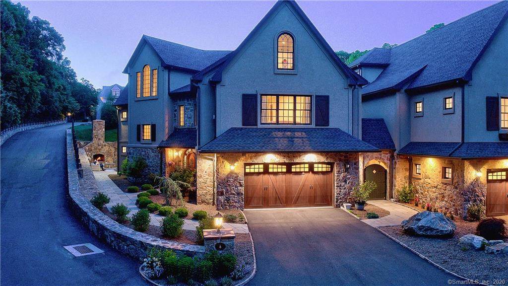 2 Woods Way - Photo 1