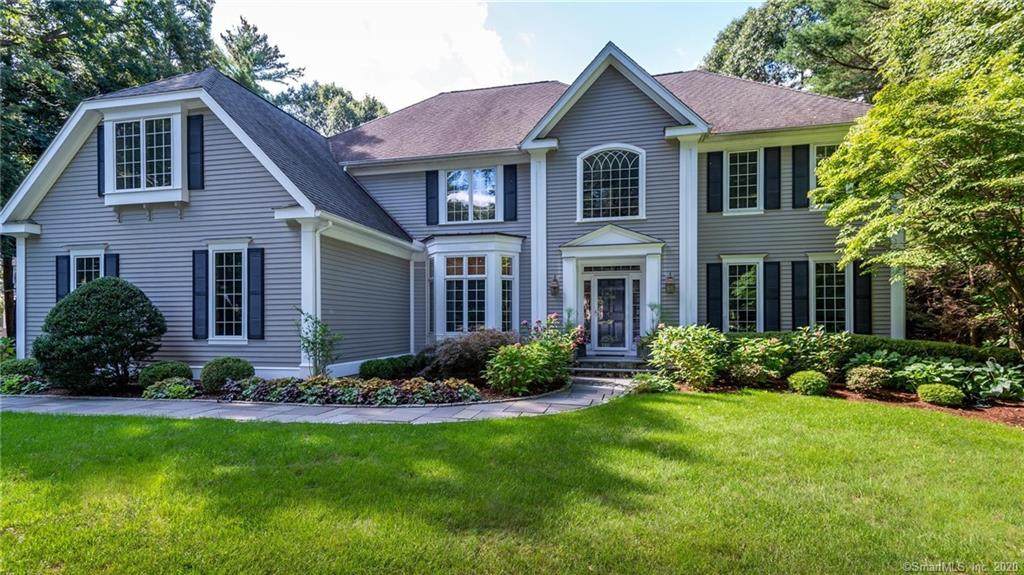16 Aspenwood Drive - Photo 1