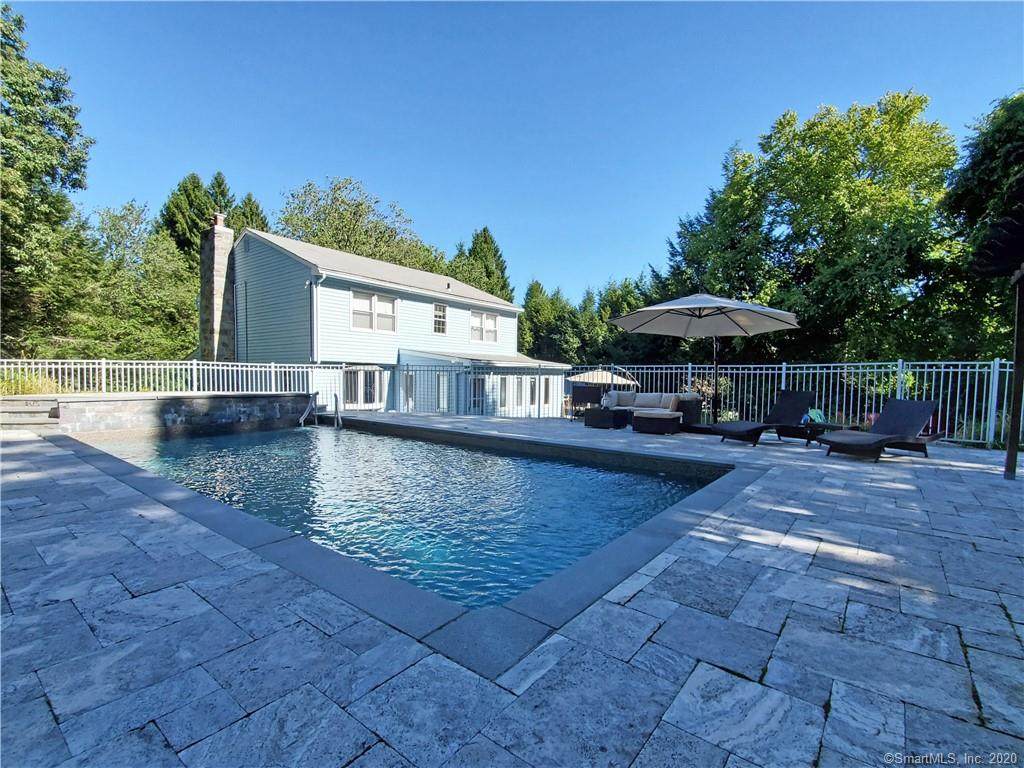 140 Shortwoods Road - Photo 1