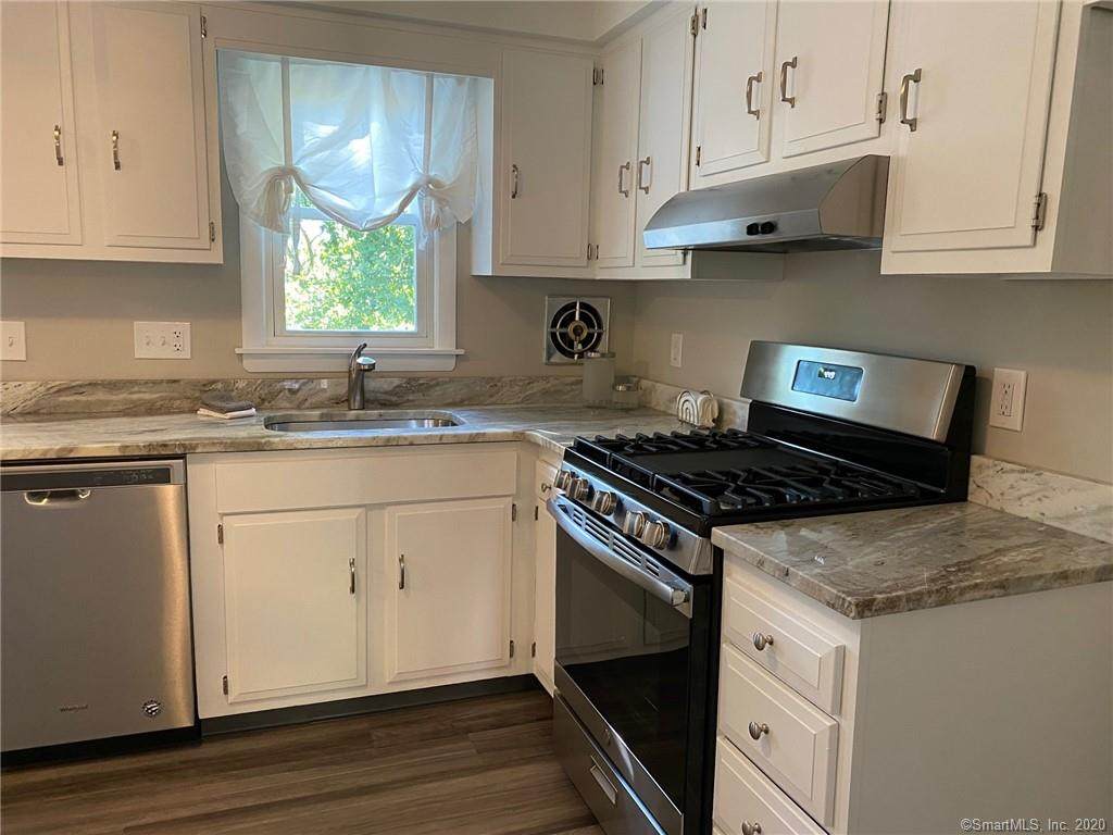 97 Schooner Lane - Photo 1