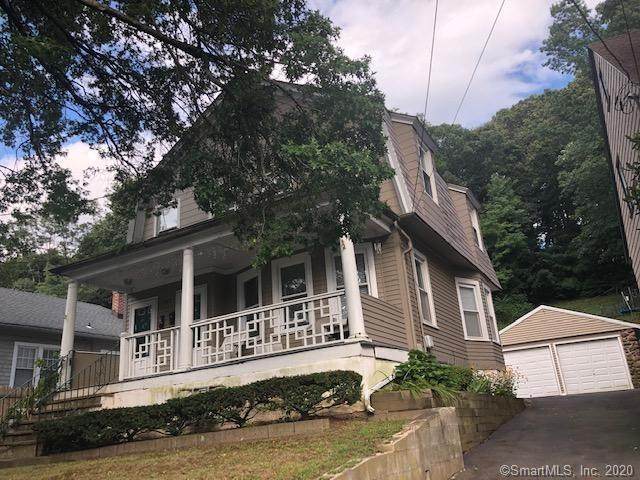 977 Townsend Avenue - Photo 1