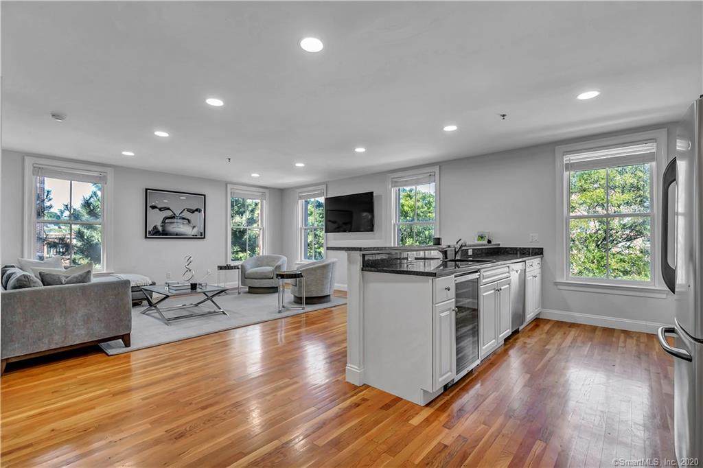16 Ann Street - Photo 1
