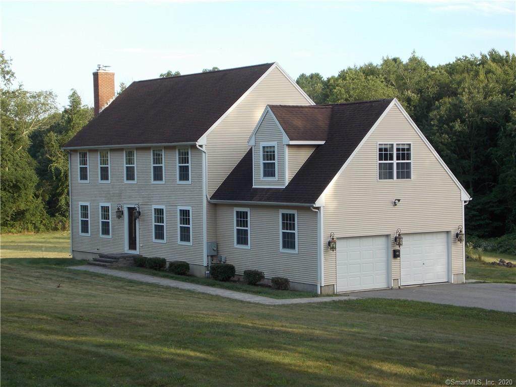 1423 Exeter Road - Photo 1