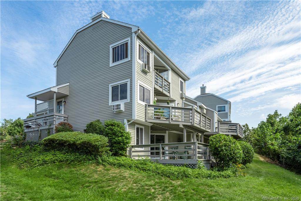 675 Townsend Avenue - Photo 1