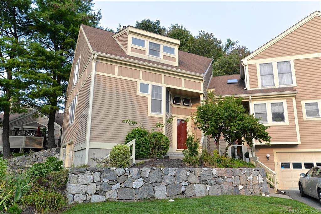 76 Brittania Drive - Photo 1