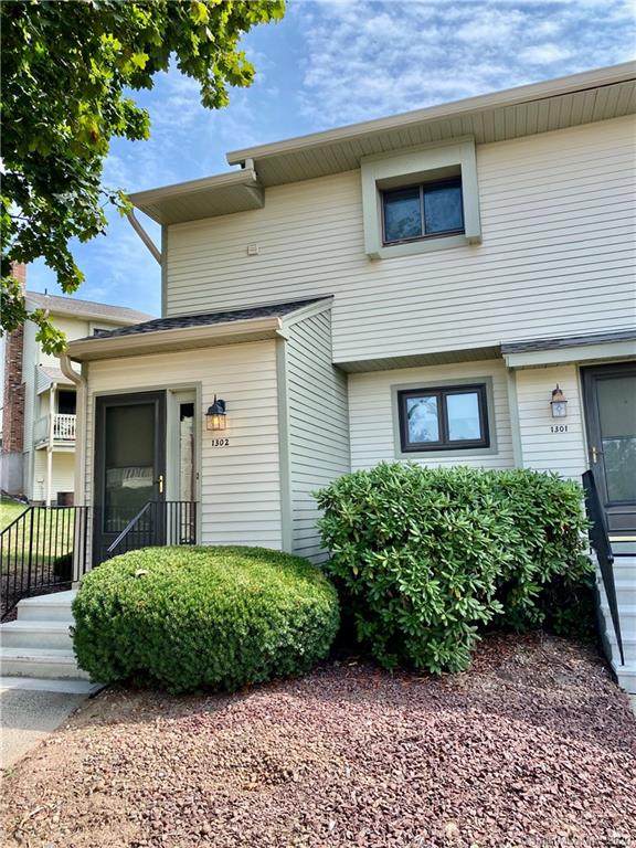 1302 Summer Hill Drive - Photo 1
