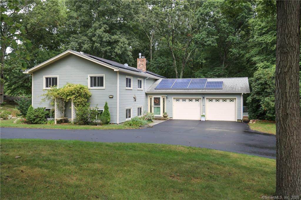 16 Hickory Lane - Photo 1