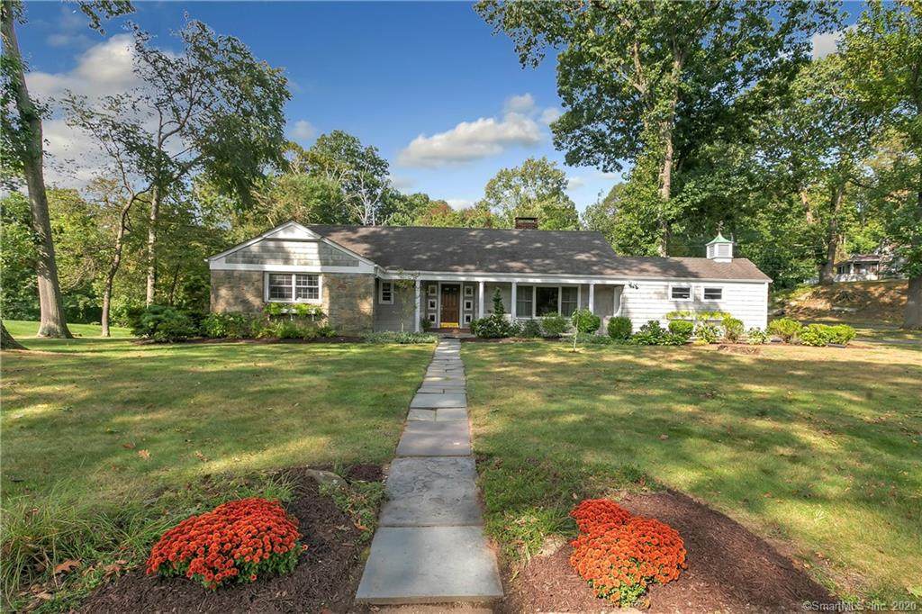 2 Pepperidge Road - Photo 1