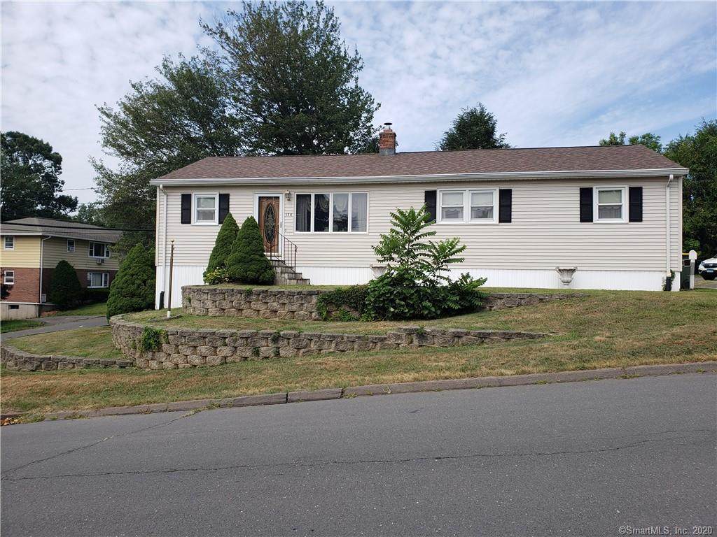 124 New Haven Avenue - Photo 1