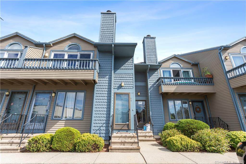 15 Perry Avenue - Photo 1