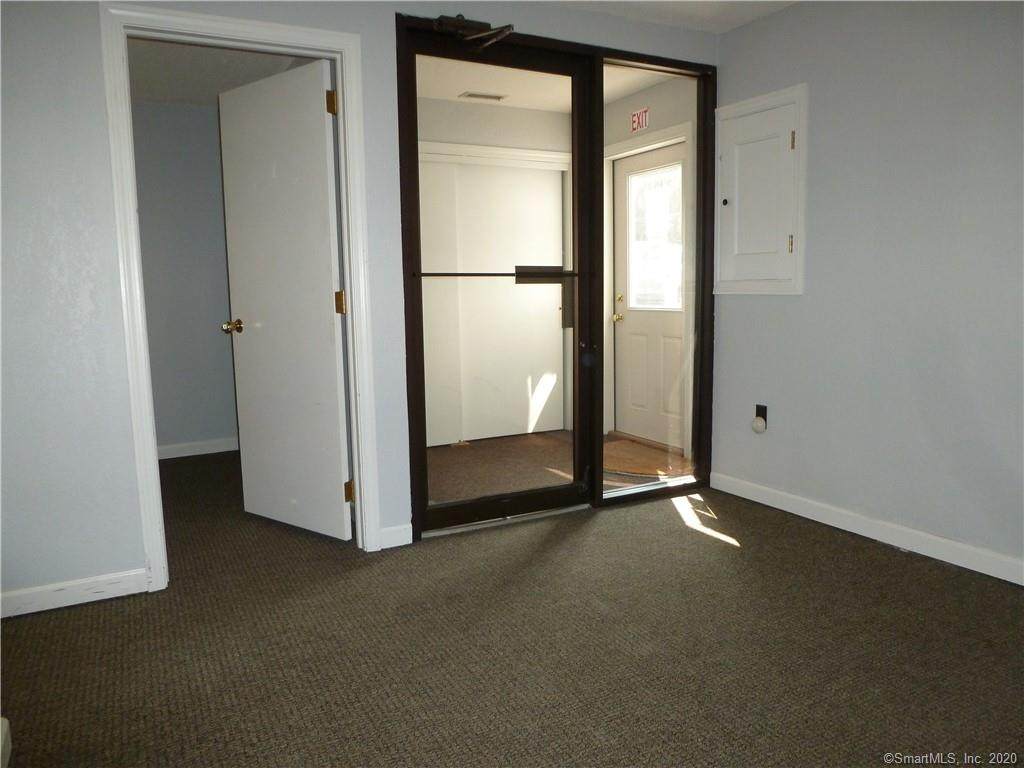 324-326 Albany Turnpike - Photo 1