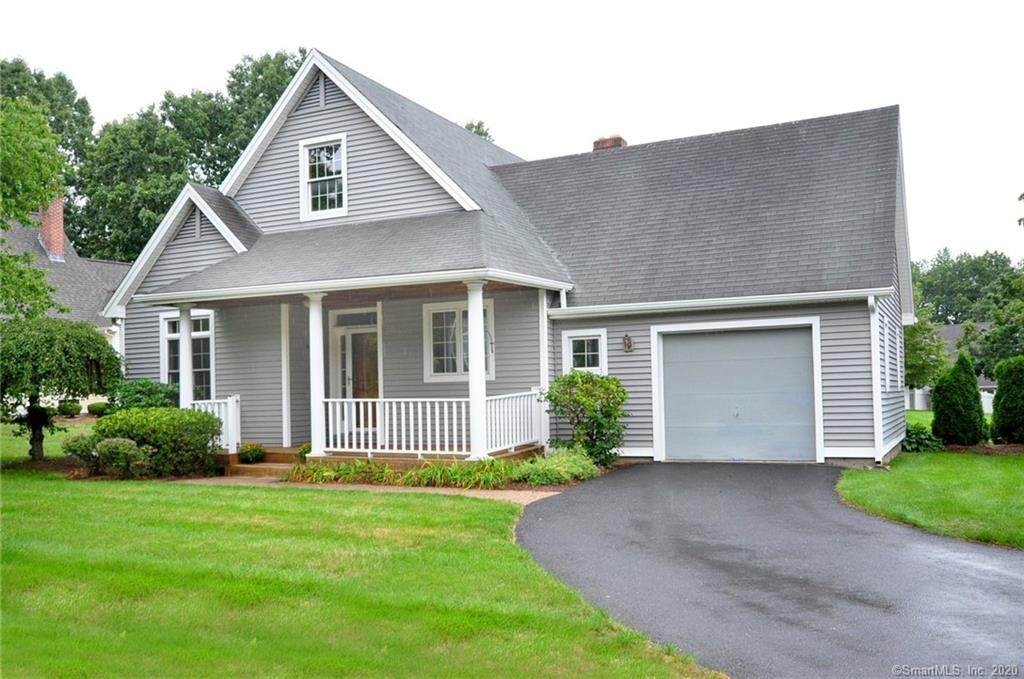 531 Hawthorne Lane - Photo 1