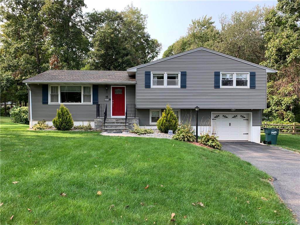 15 Rosewood Drive - Photo 1