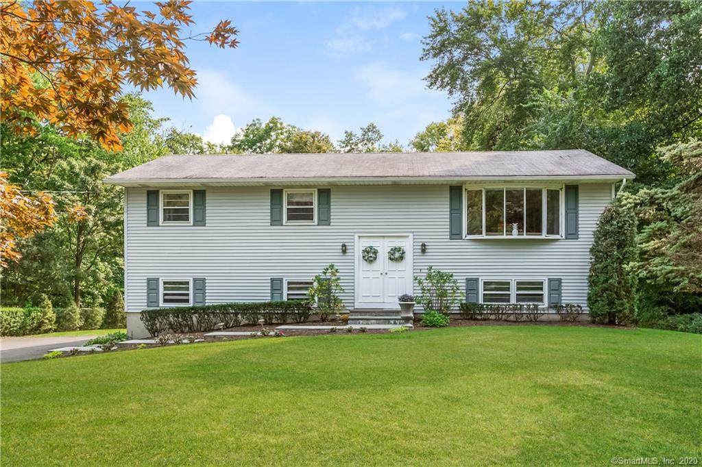 26 Indian Hill Road - Photo 1