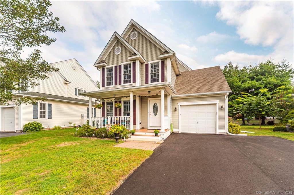 8 Olde Village Circle - Photo 1