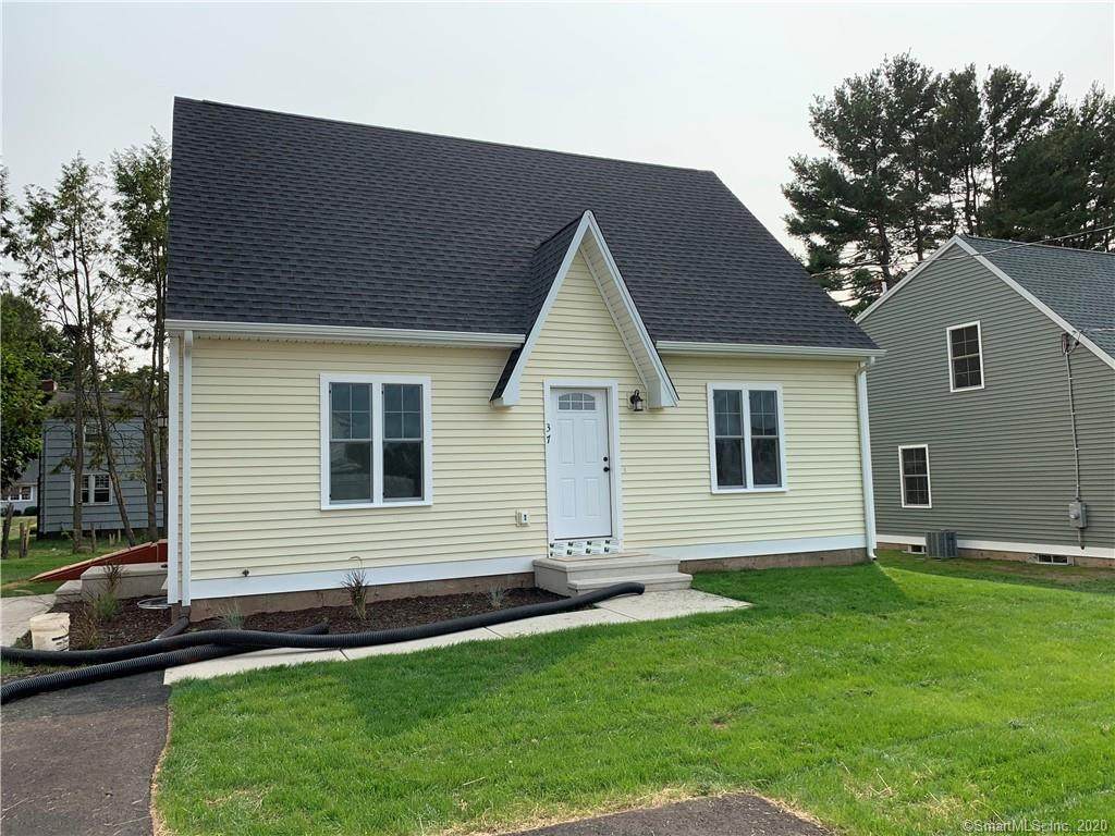 37 Spier Avenue - Photo 1