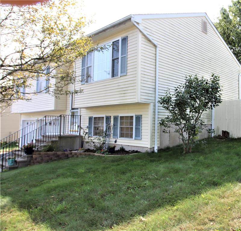 73 Laurie Place - Photo 1