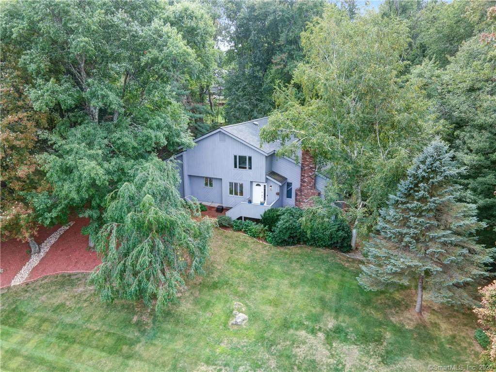 28 Huntingridge Drive - Photo 1