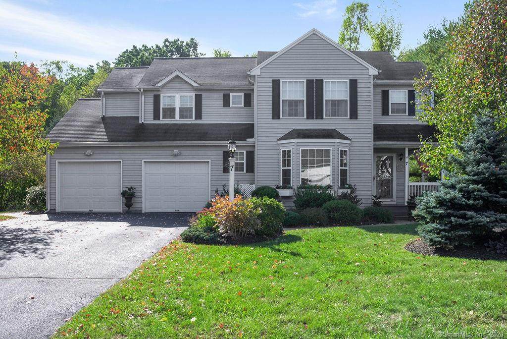 7 Spring Hill Lane - Photo 1