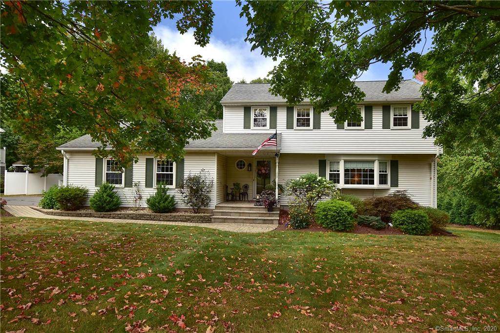 879 Avery Street - Photo 1