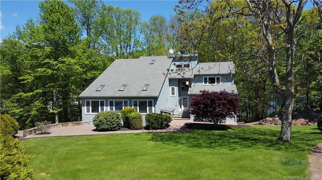 210 Founders Way - Photo 1
