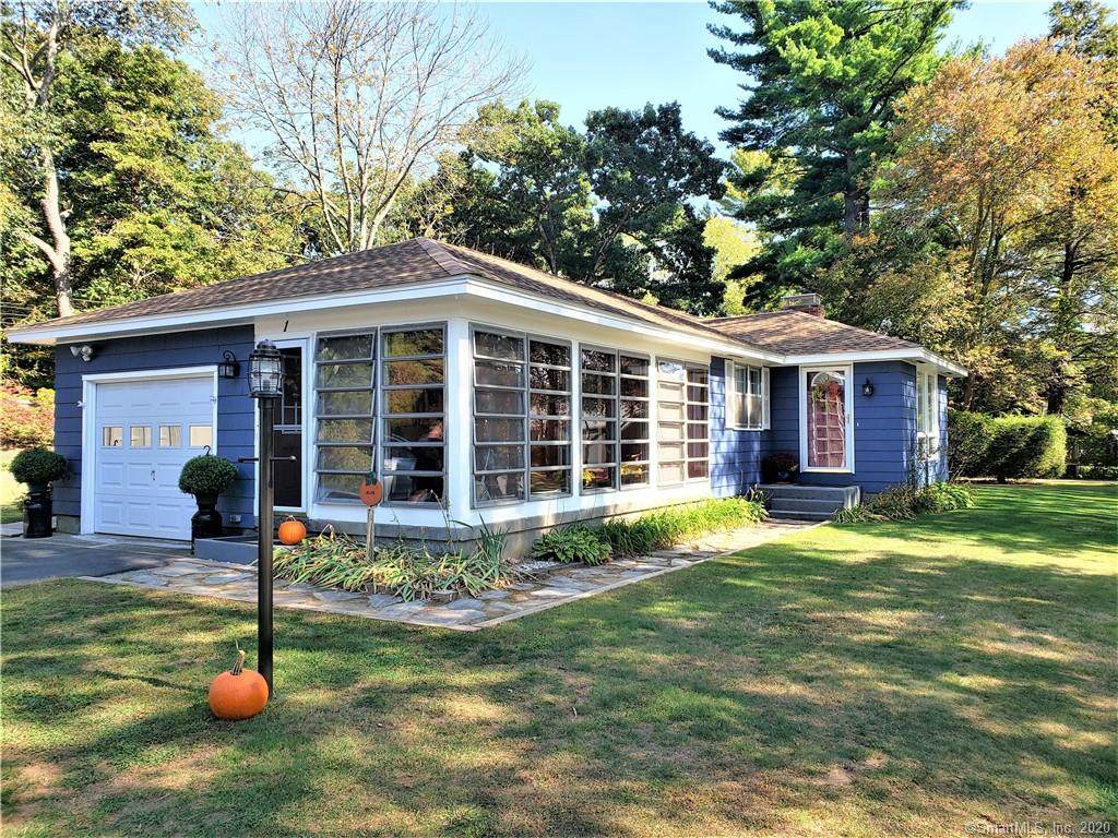 1 Lakeview Drive - Photo 1