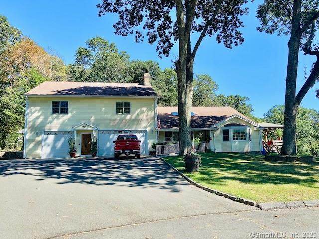 25 Surrey Drive - Photo 1