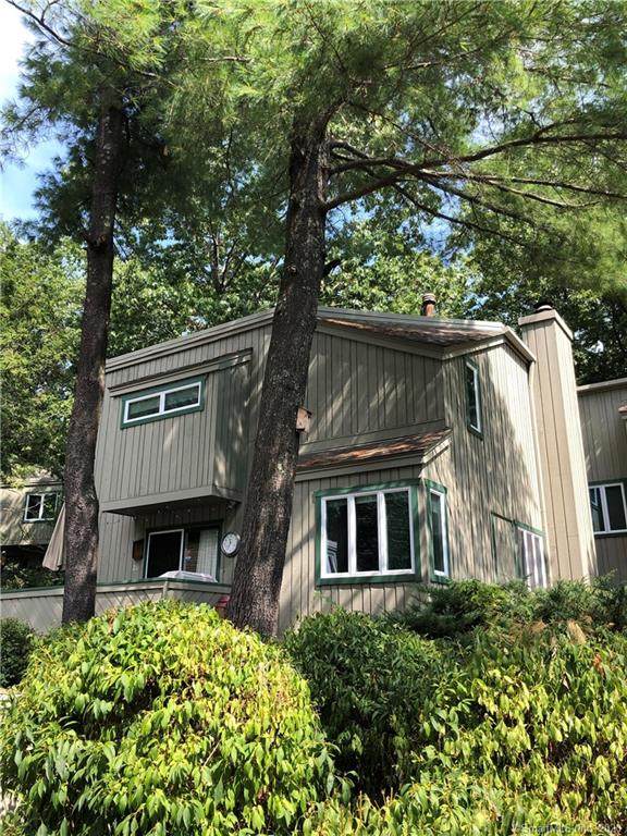 2 Talcott Glen - Photo 1