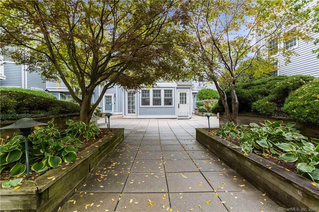 118 Grove Street - Photo 1