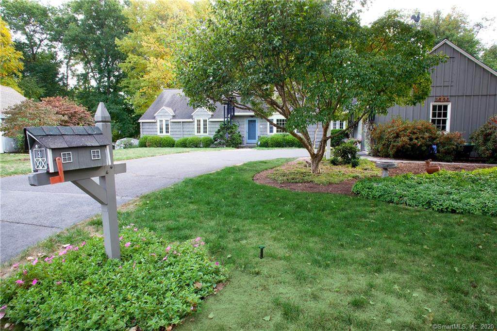 21 Wintergreen Lane - Photo 1