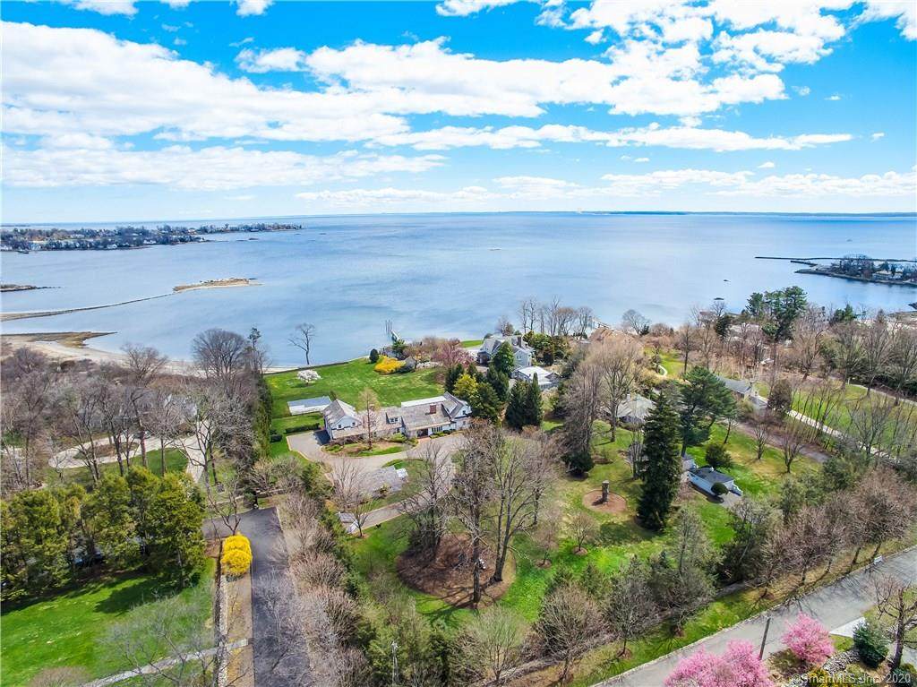 411 Soundview Avenue - Photo 1