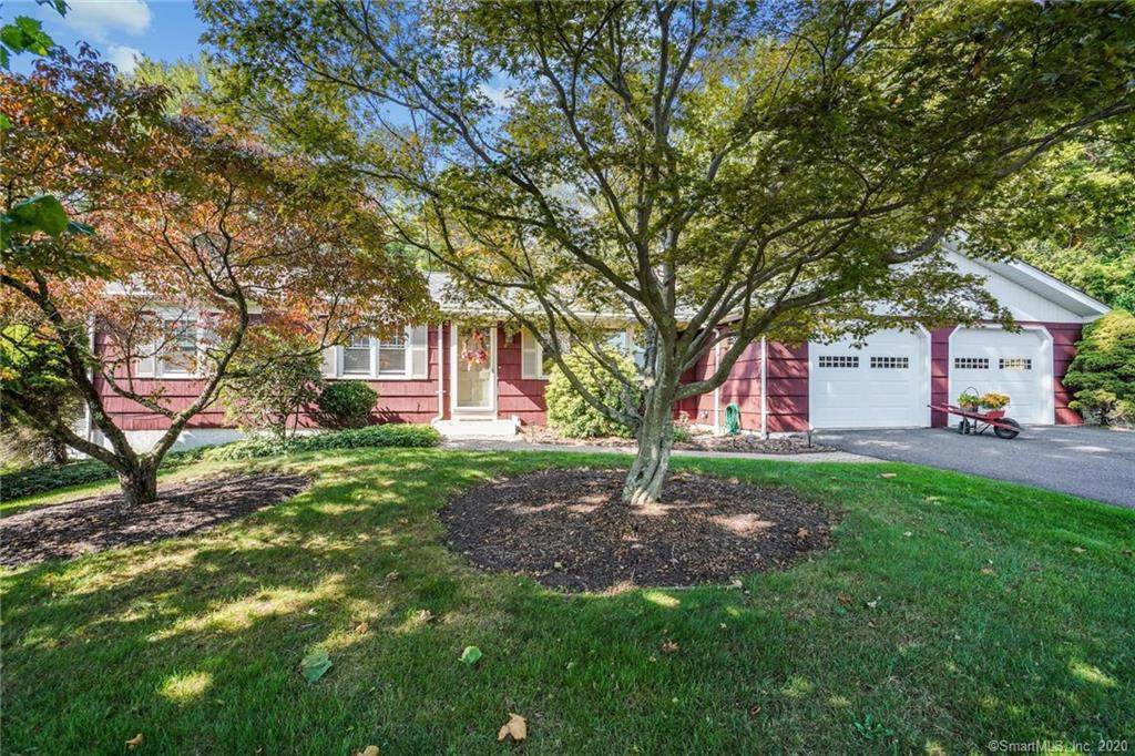 16 Kingswood Road - Photo 1