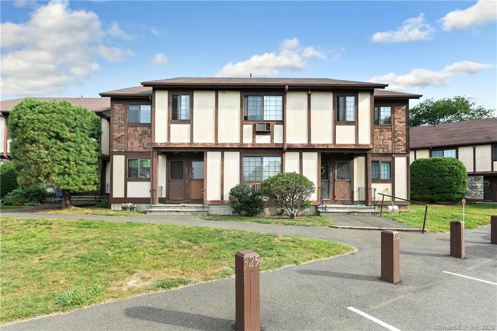 328 Foxwood Lane - Photo 1