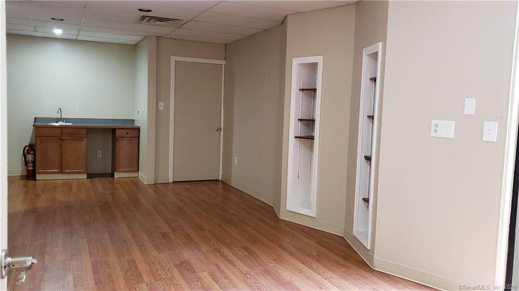35 Wooster Court - Photo 1