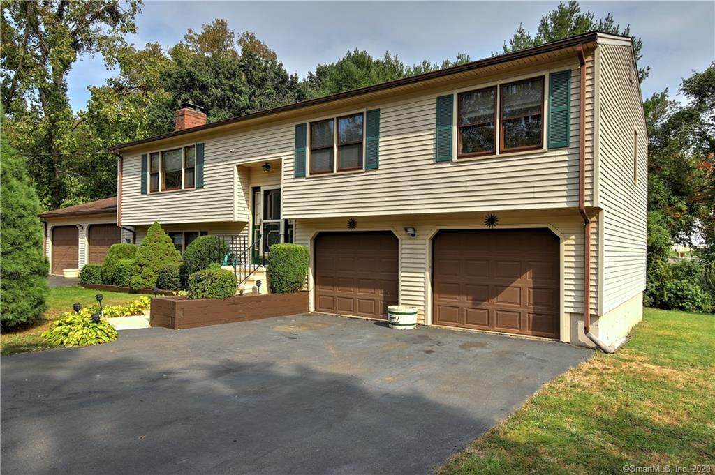 28 Twin Circle Road - Photo 1