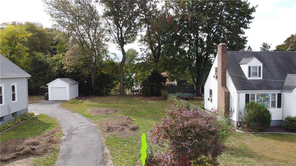 111 Marion Avenue - Photo 1
