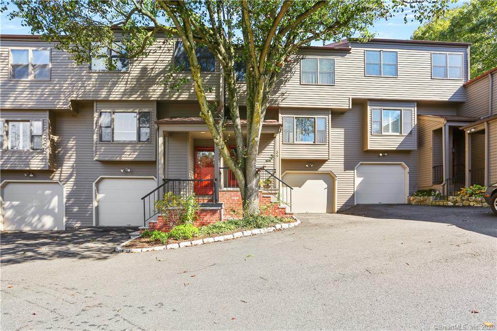 34 Lambert Common - Photo 1