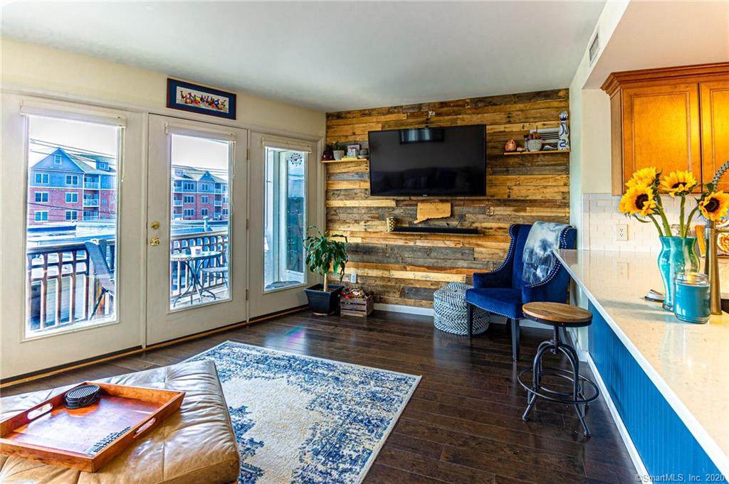 3250 Fairfield Avenue - Photo 1